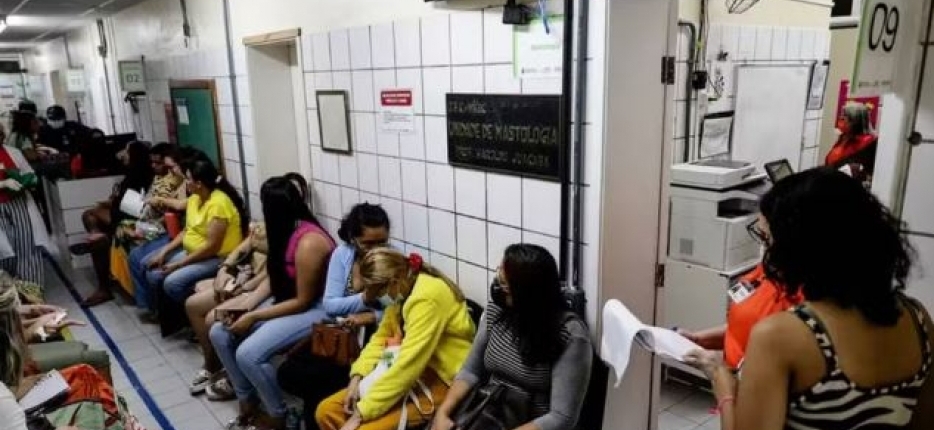 Nova lei em Fortaleza exige presen�a de funcion�rias em exames que deixem mulheres inconscientes