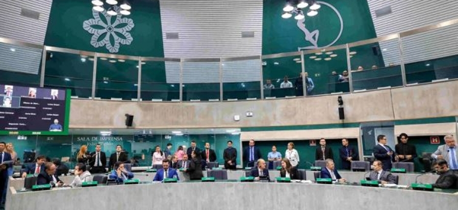 Deputados aprovam cotas raciais de 30% nos concursos da Assembleia Legislativa do Cear�